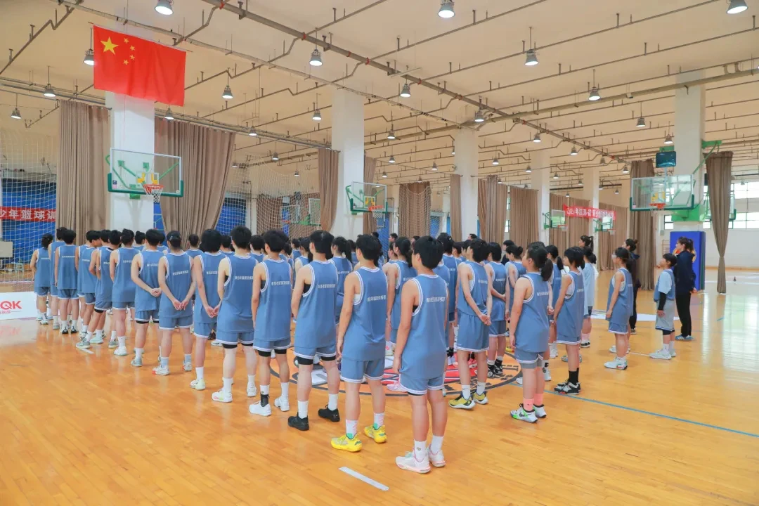 如何设计个性化的篮球训练方案以促进个体发展_2